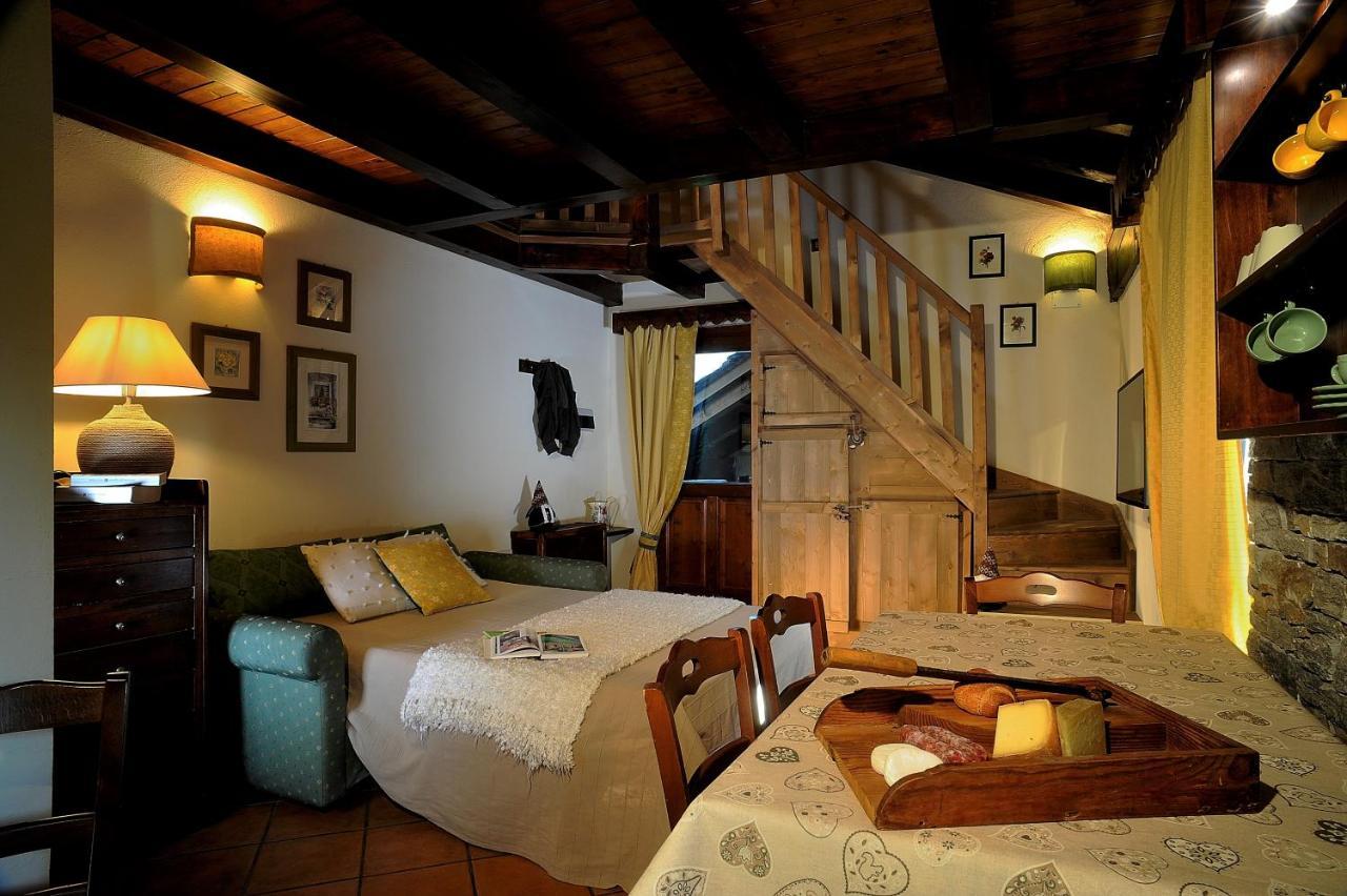 Residence Foyer D'Antan Brusson Buitenkant foto